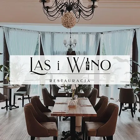 Dwór 3*