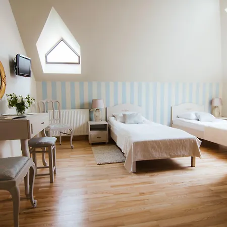 Dwór Hotel 3*