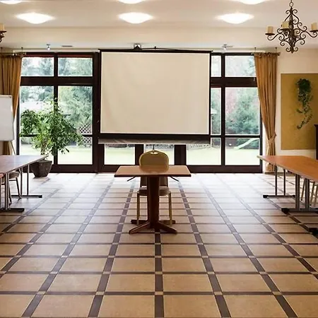 Dwór Hotel 3*