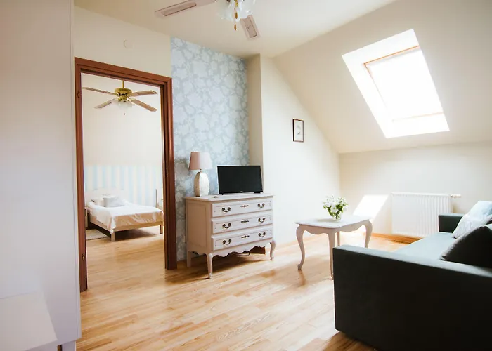 Dwór Konstancin-Jeziorna